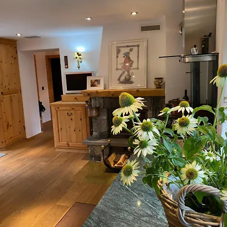Poschiavo Maiensaess Auf 1400m Appartement *