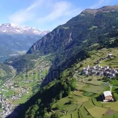 Poschiavo Maiensaess Auf 1400m Le Prese